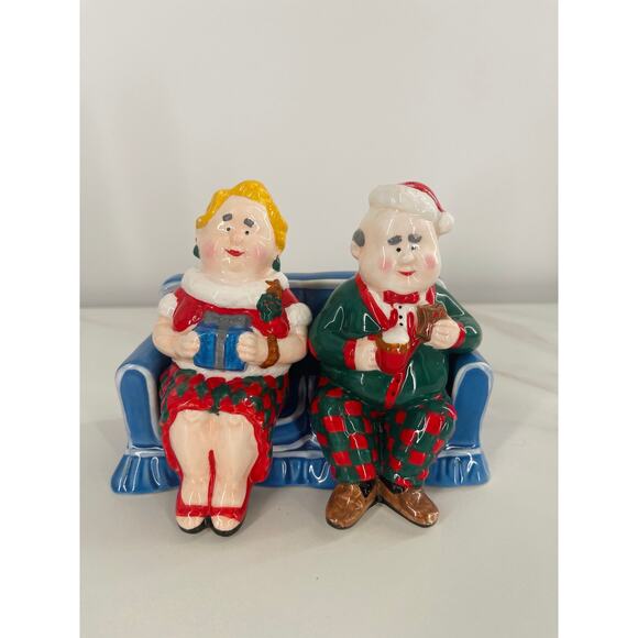 Christmas Salt & Pepper Set by Boston Warehouse Holiday Neighbors - Picture 3 of 9